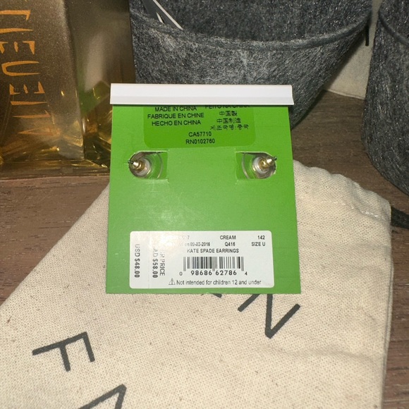 NWT Kate Spade Gold Pearl Drop Back Huggie Earring Studs - Picture 2 of 2